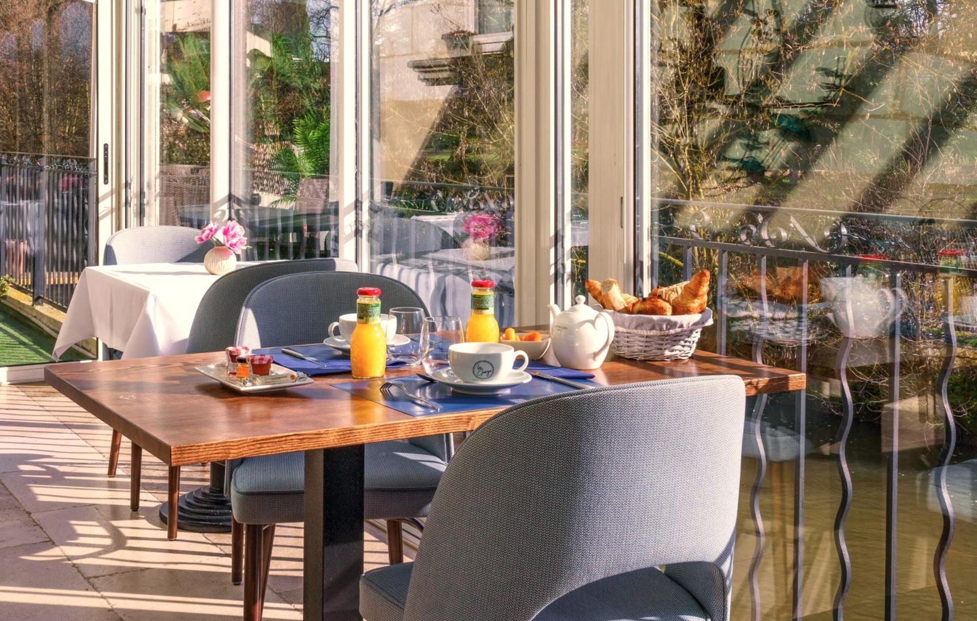 The Originals Boutique, Hotel Le George , Loches Buitenkant foto