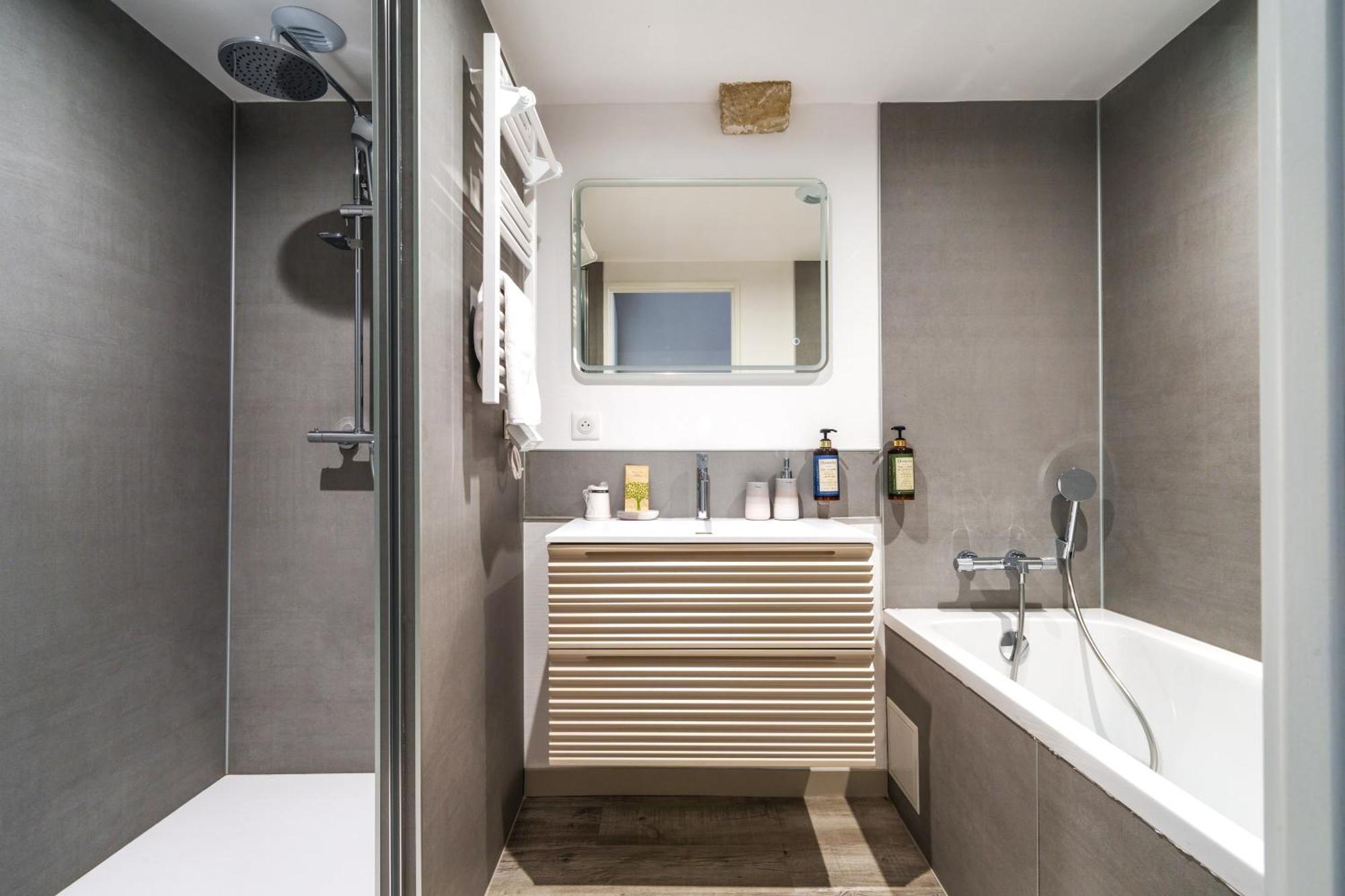 The Originals Boutique, Hotel Le George , Loches Buitenkant foto