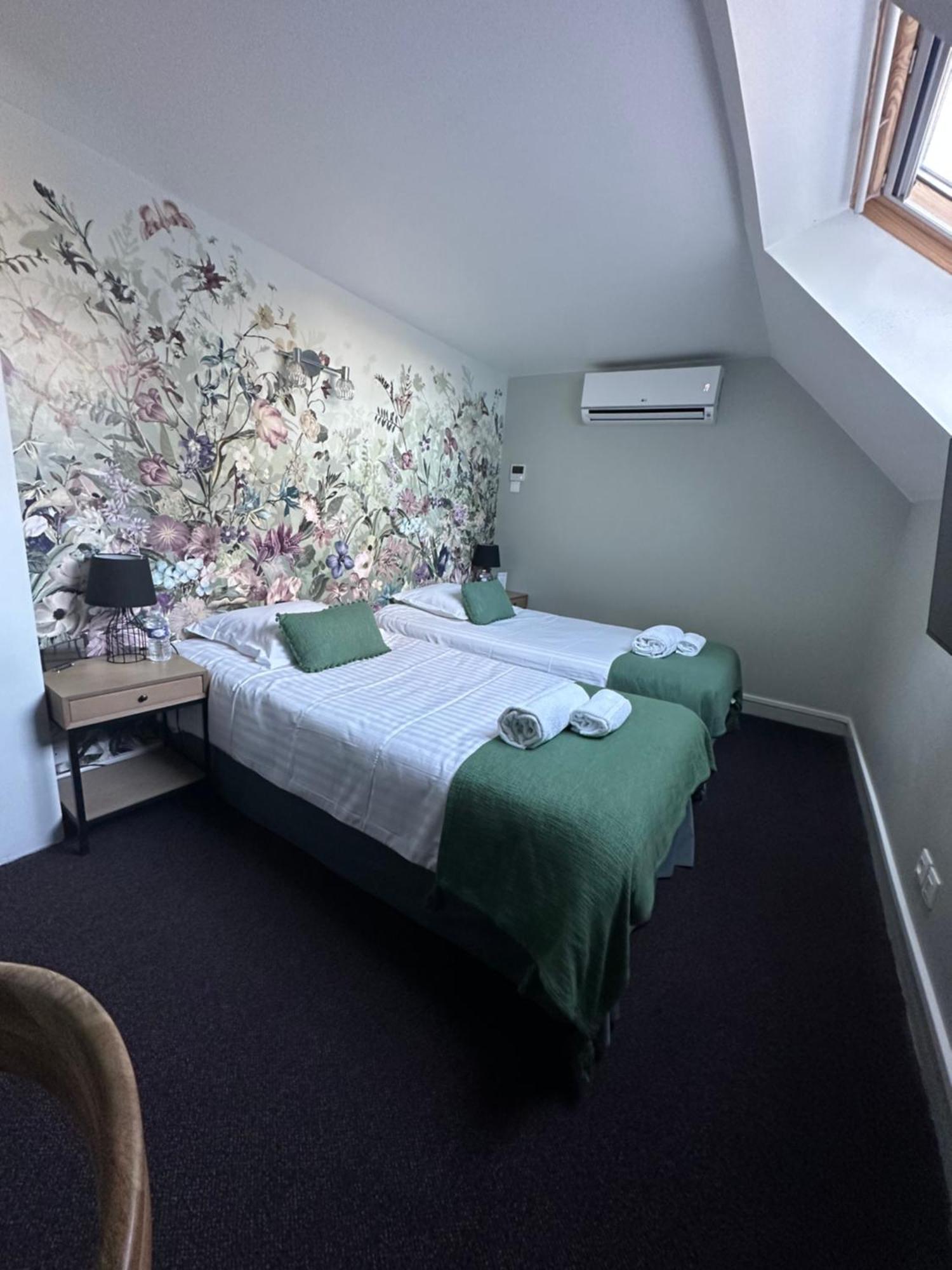 The Originals Boutique, Hotel Le George , Loches Buitenkant foto